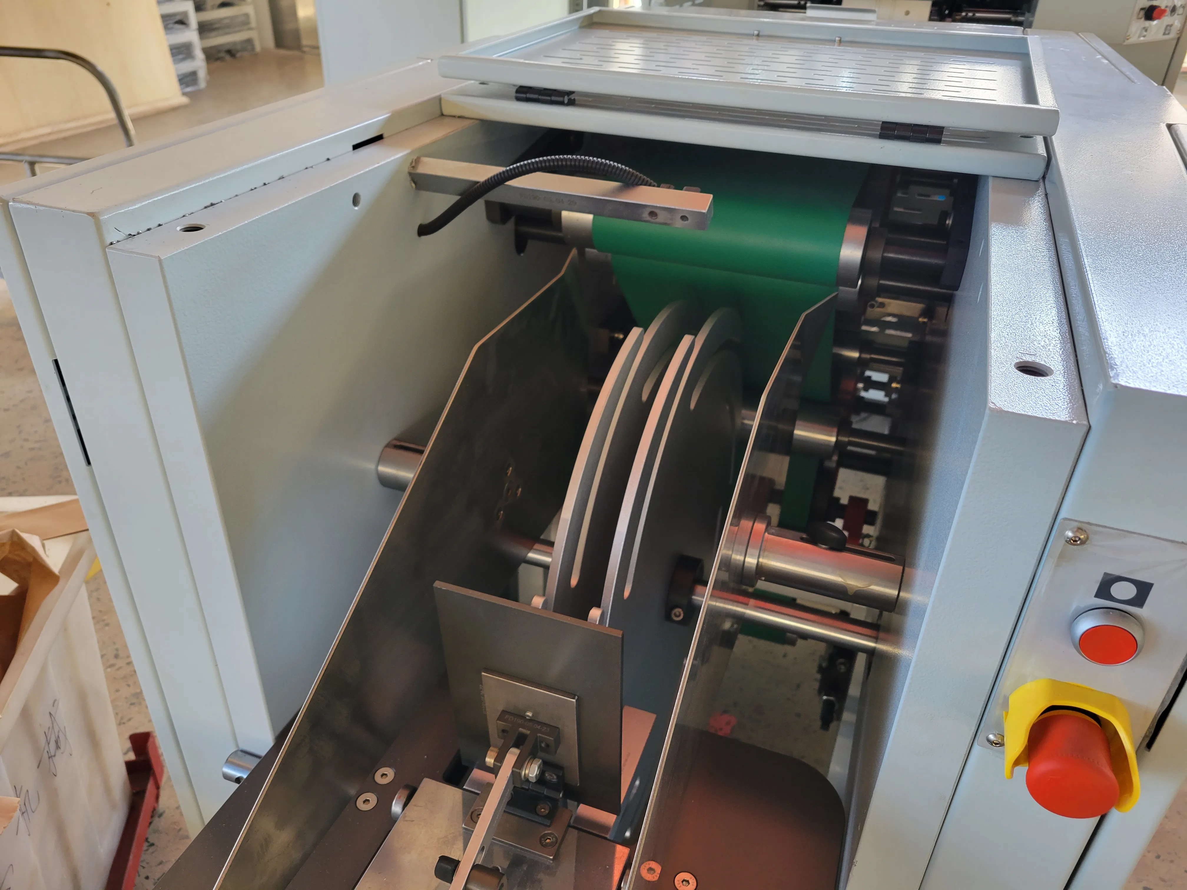 30-200pcs/min 380V3phase4wire 11.5kw square bottom automatic paper bag making machine paper bag production machine