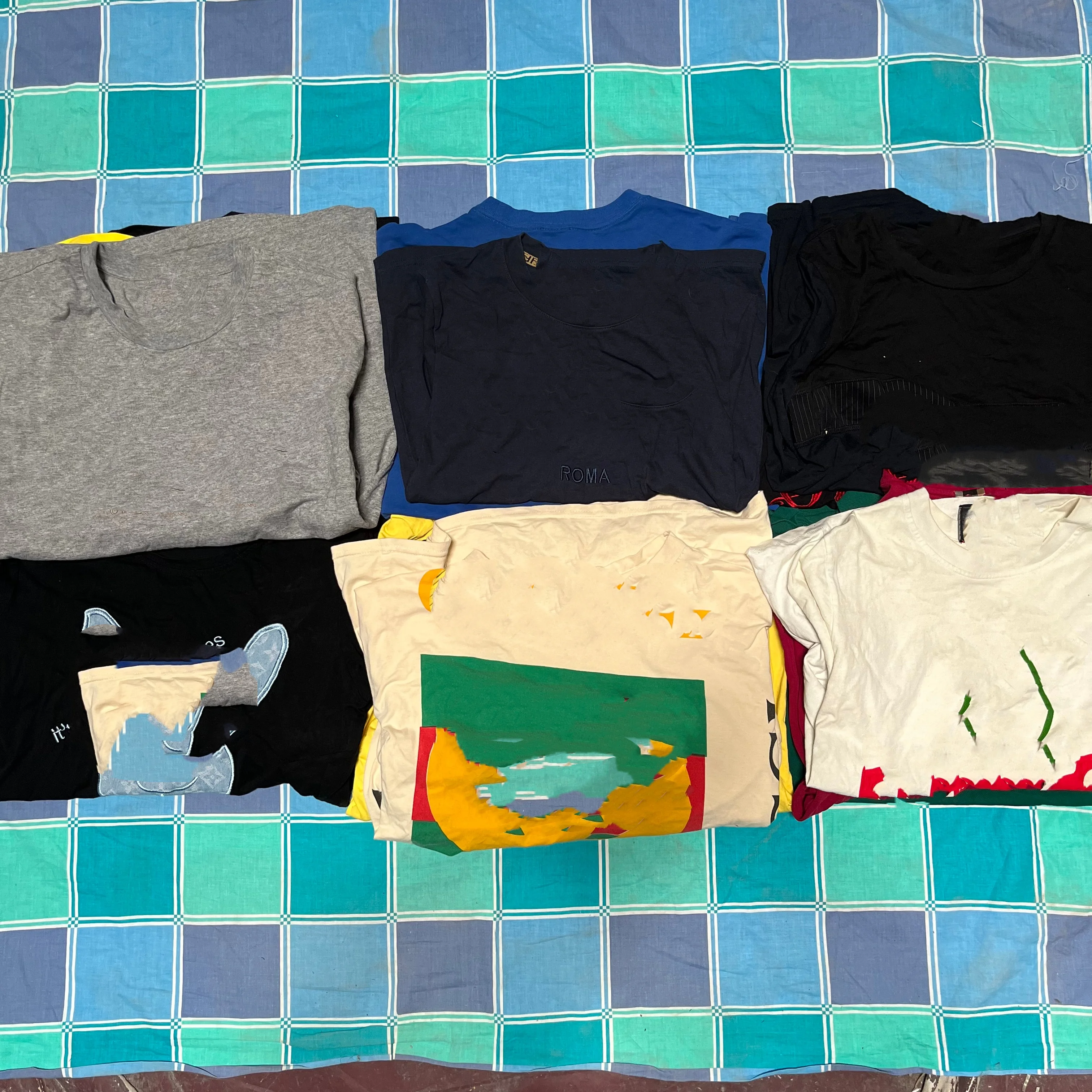 C04 luxury summer used clothes ukay t-shirt short pants dress second hand for man or woman fashion style cloth