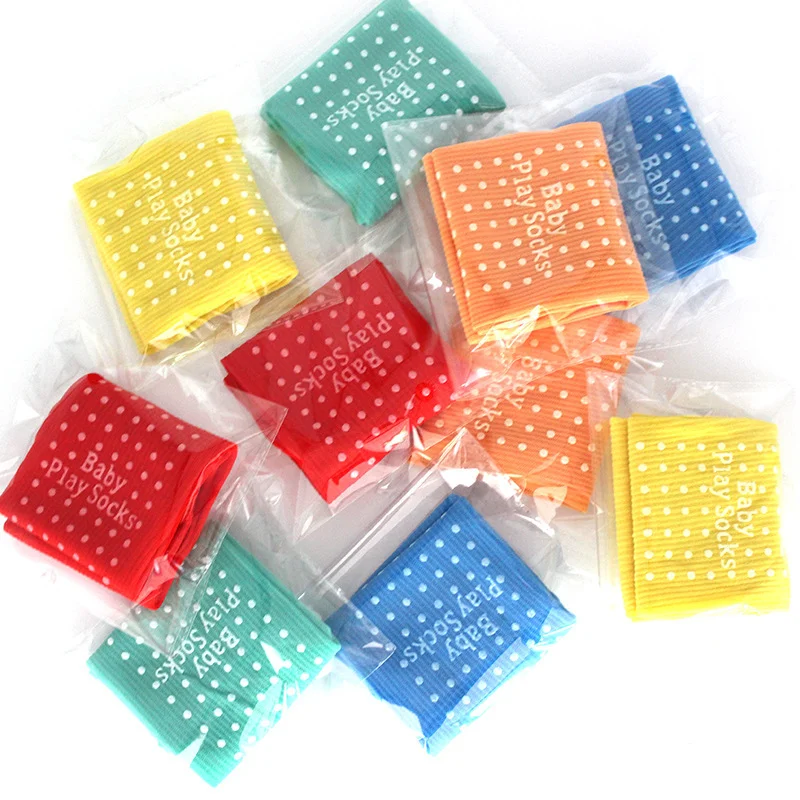 Одноразовый силиконовый носок для детской площадки