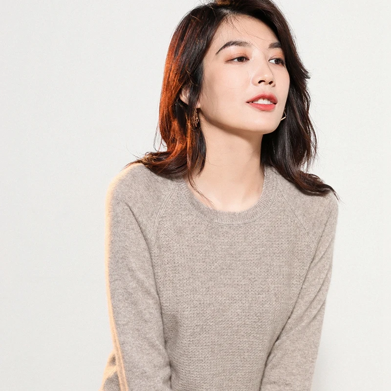 2020 Custom Soft Warm Winter Women Loose Round Neck Ladies 35% Cashmere 65% Merino Wool Sweater