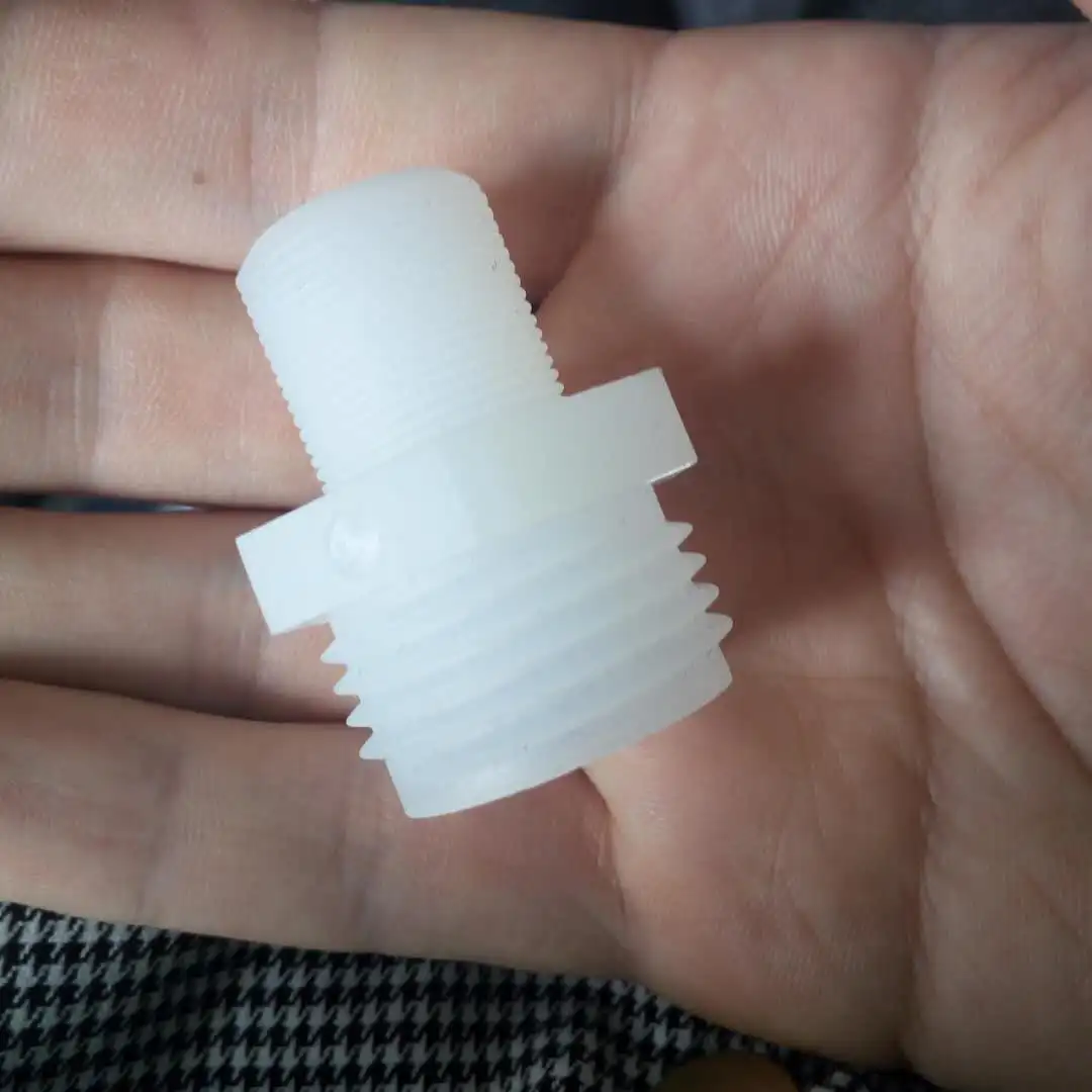 Plastic garden hose fittings