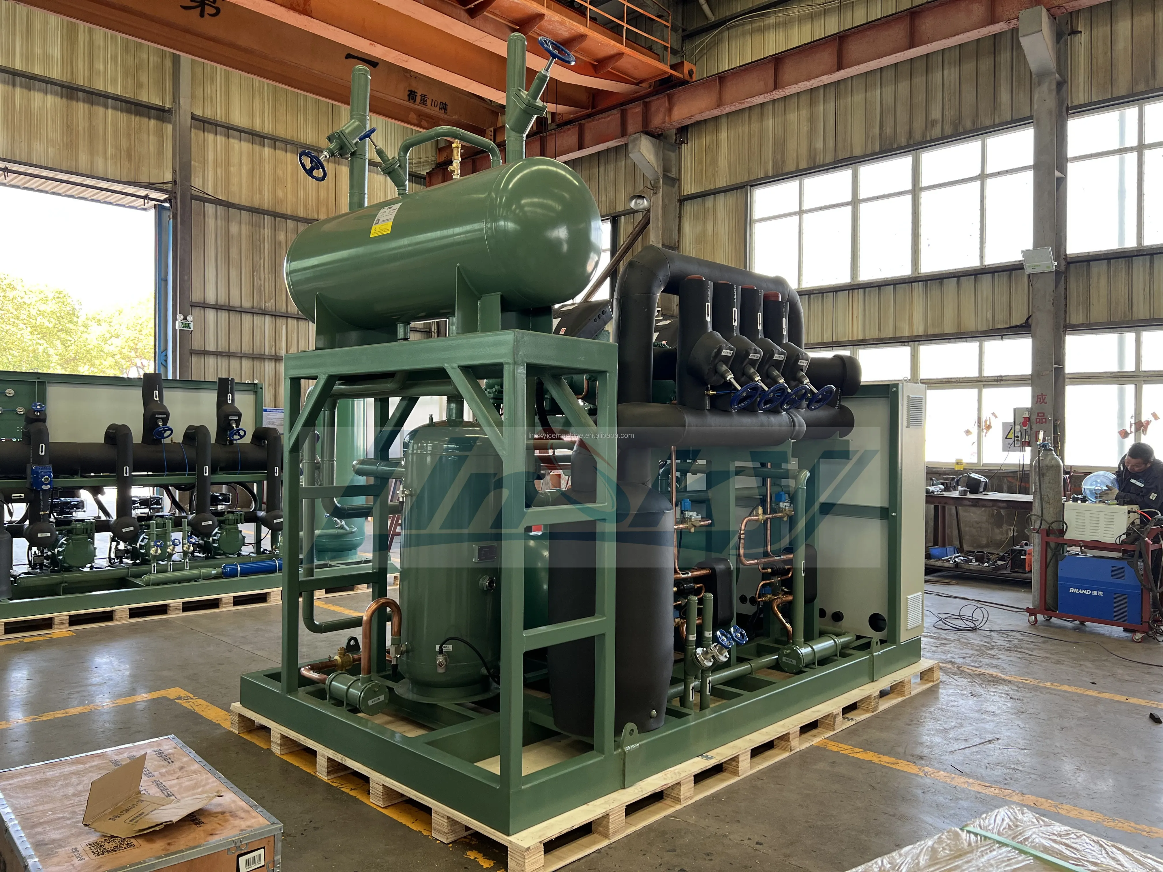 220HP Two Parallel Screw Compressor Refrigeration Unit For Cold Room