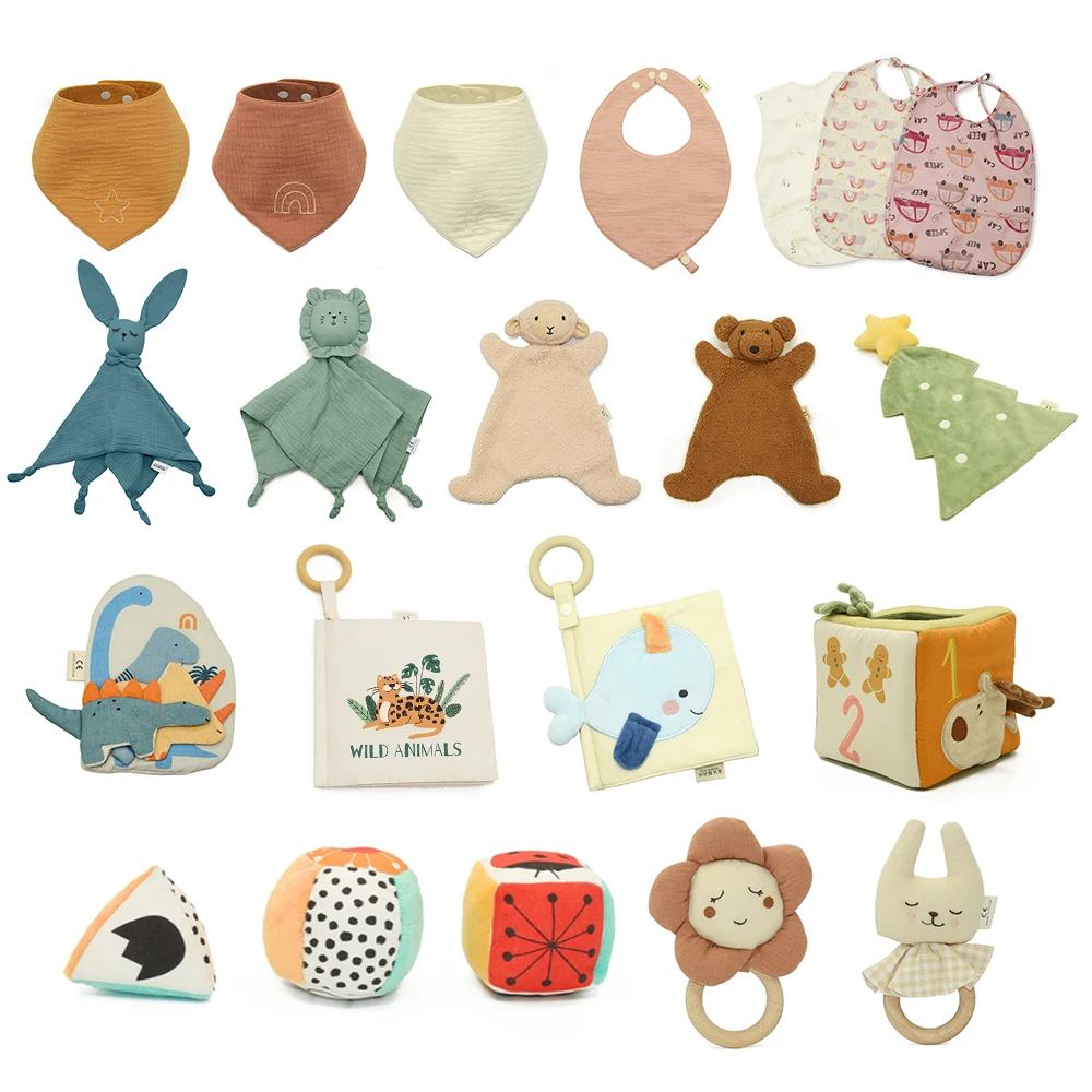 Factory custom logo design blanket with toys animal bear lamb cashmere soft plush toys blanket Baby Security Blanket