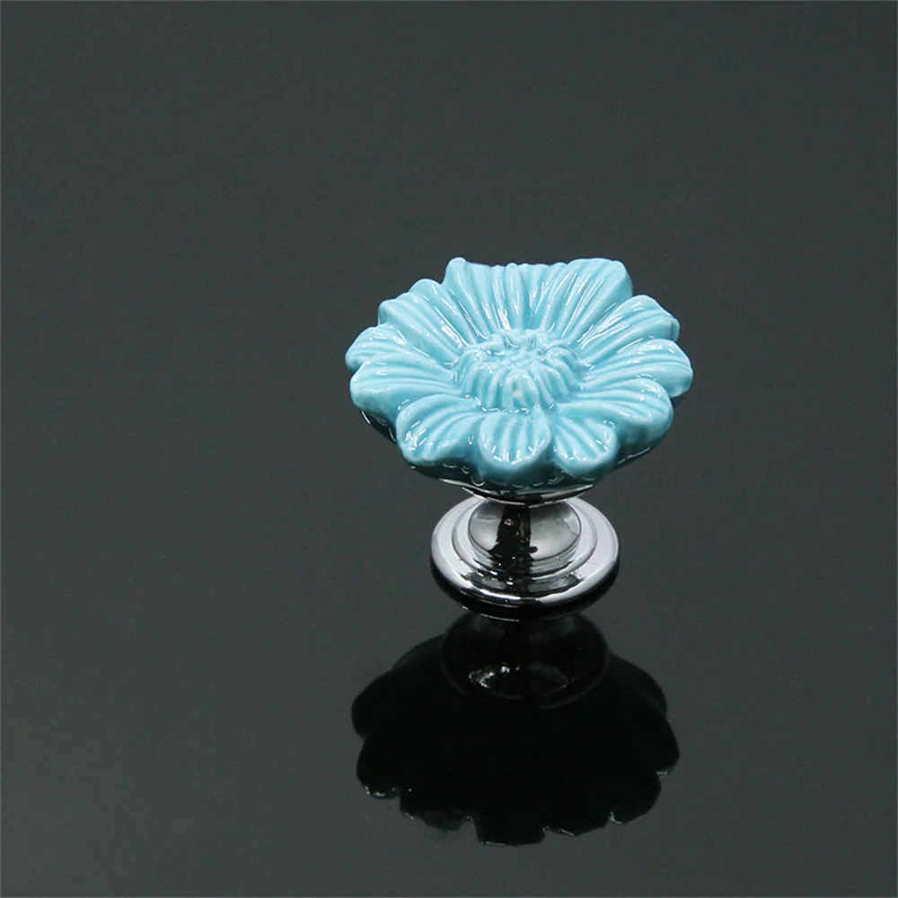 Wholesale household cabinet hardware accessories kitchen furniture cabinet Chrysanthemum knob