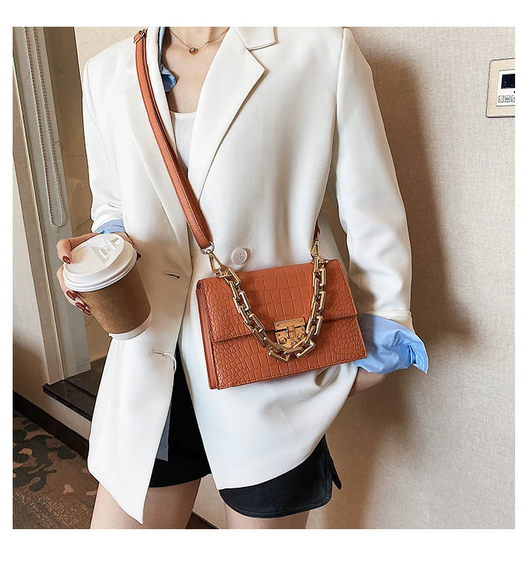 
Factory Wholesale 2021 Multi color Square Purse Golden Chain Shoulder Messenger bag Women handbags 