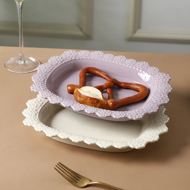 New Lavender Vintage Theme Ceramic Dinnerware Glossy Bright Surface with Embossed Pattern Purple White Enamel Glaze for HoReCa