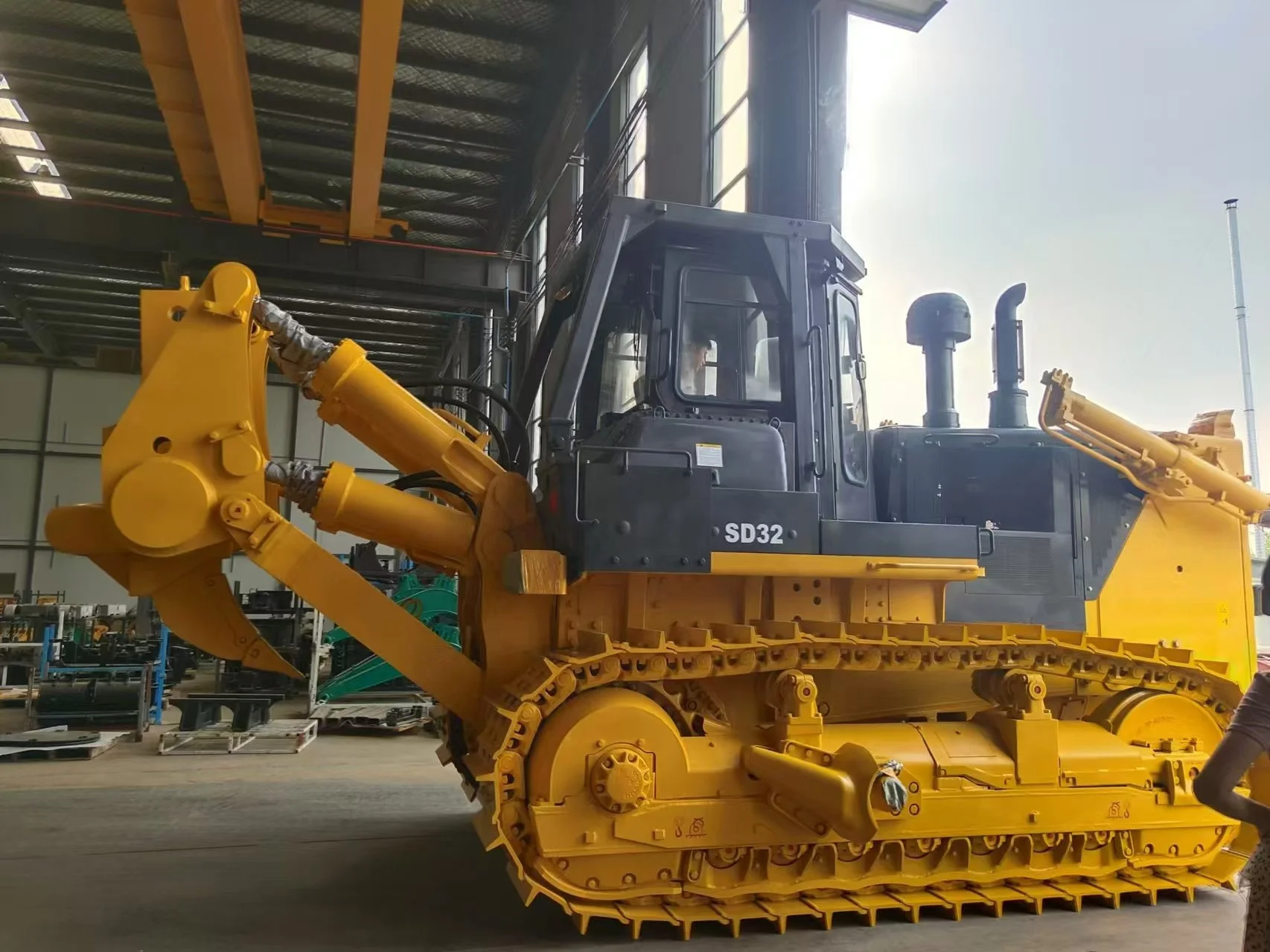 Construction Wholesale Price Mini Hydrostatic Wheel Bulldozers with Blade and Logging Winch for Sale