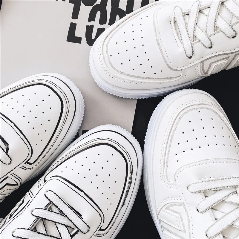 High Quality Leather Sneakers Orignal Comic Style Thick Line Graffiti Anime White Skateboarding Shoes