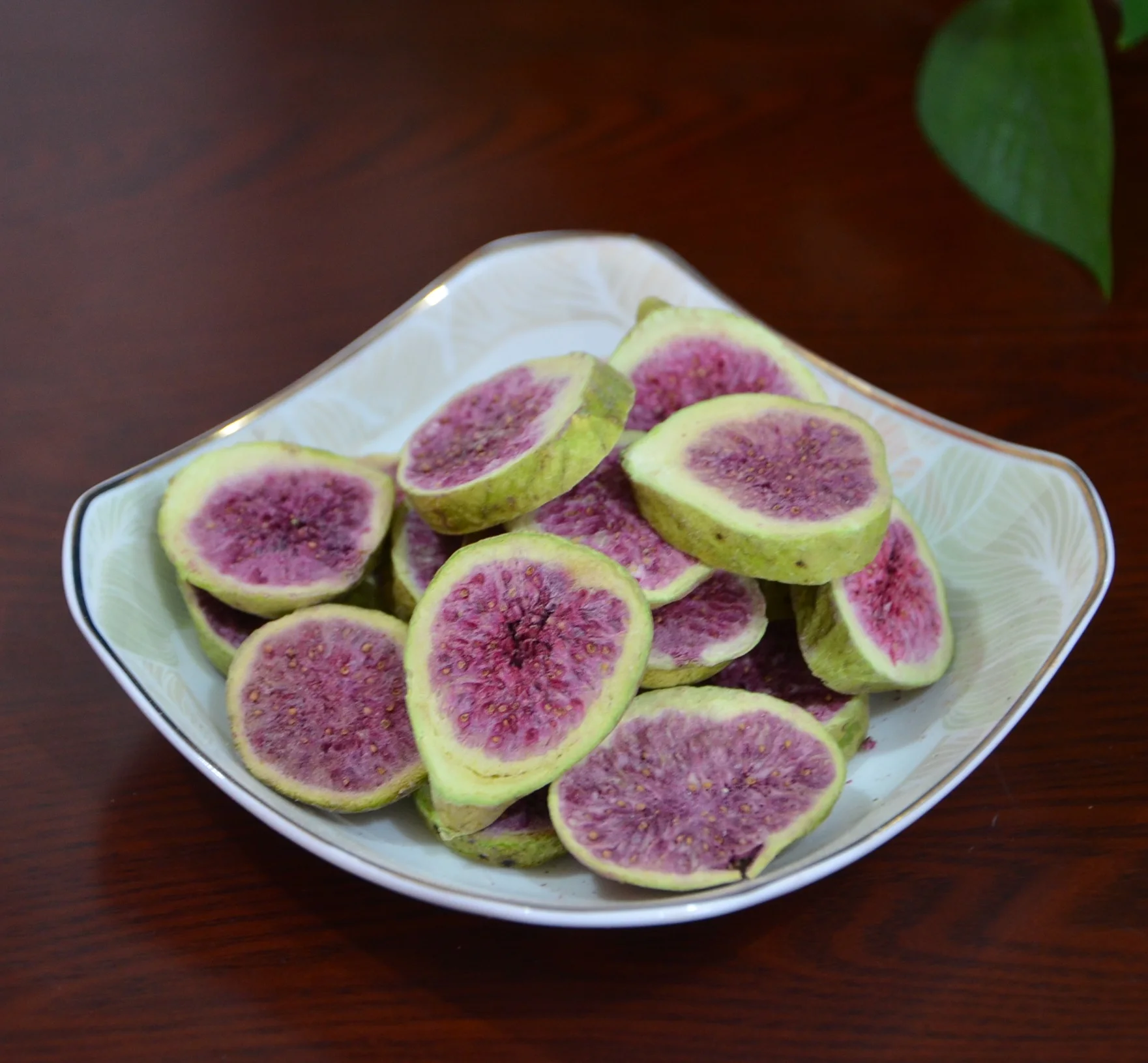 freeze dried mango for food snacks health food