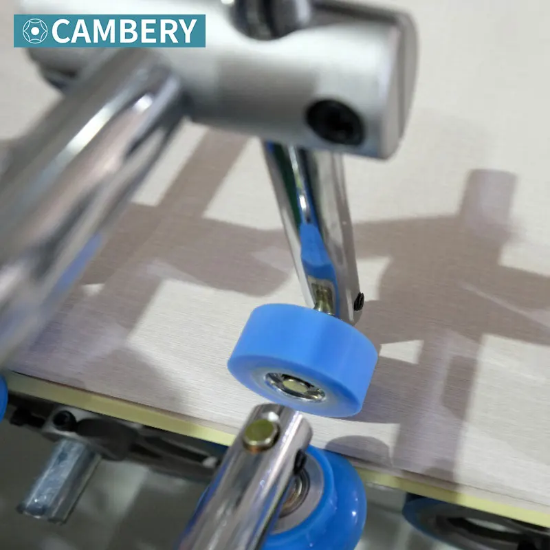 Полнофункциональный термоплавкий клей EVA, оберточная пленка из МДФ, машина для упаковки профилей ПВХ, вакуумная упаковочная машина для деревянного профиля