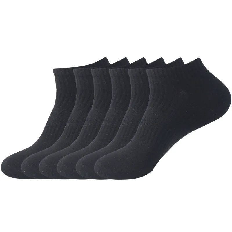 Wholesale High Quality Custom Logo Outdoor Sport White Socks Men Black Letter Running Custom Basketball Socks