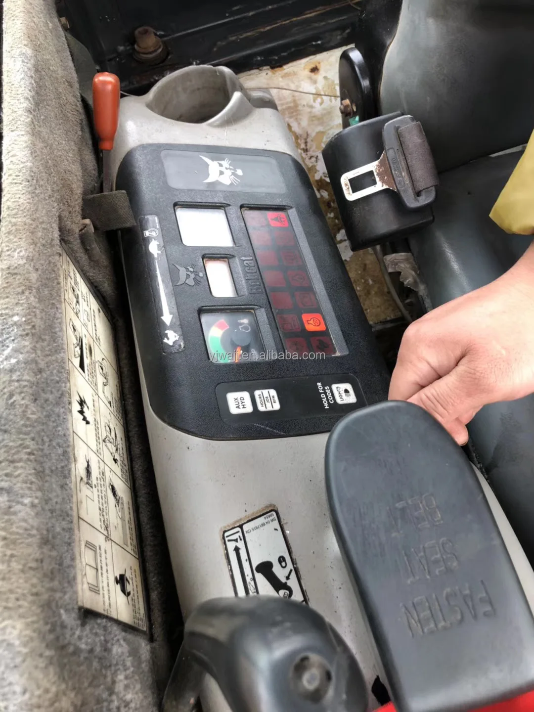 Производительность используется мини-экскаватор bobcat 331 из Великобритании на продажу/вторая ручная гусеничная