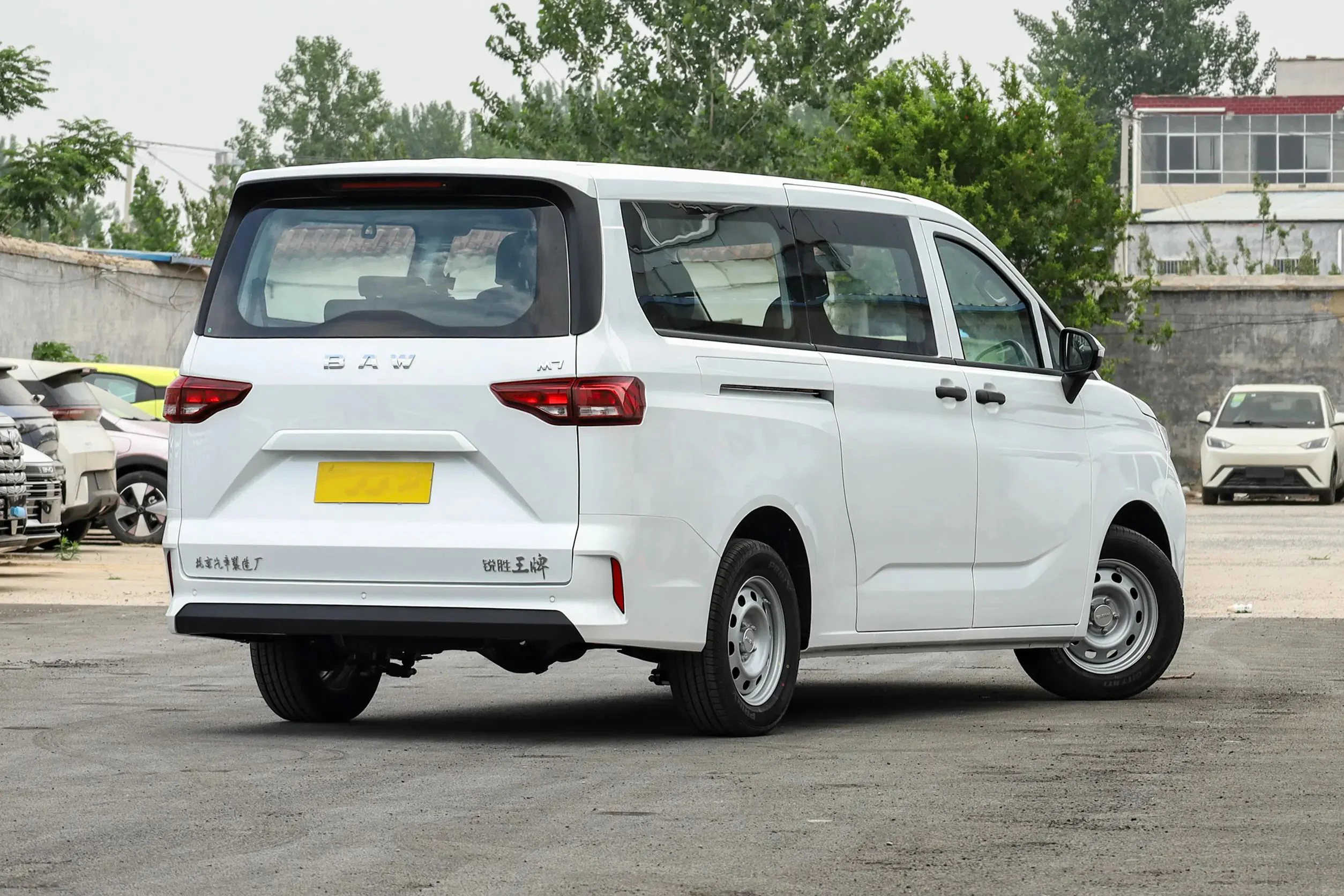 Оптовая продажа бренд Baw Baic Ace M7 бензиновый автомобиль Rexson М7 МП рушэн Эйс 4-дверное 6/7 сиденье MPV