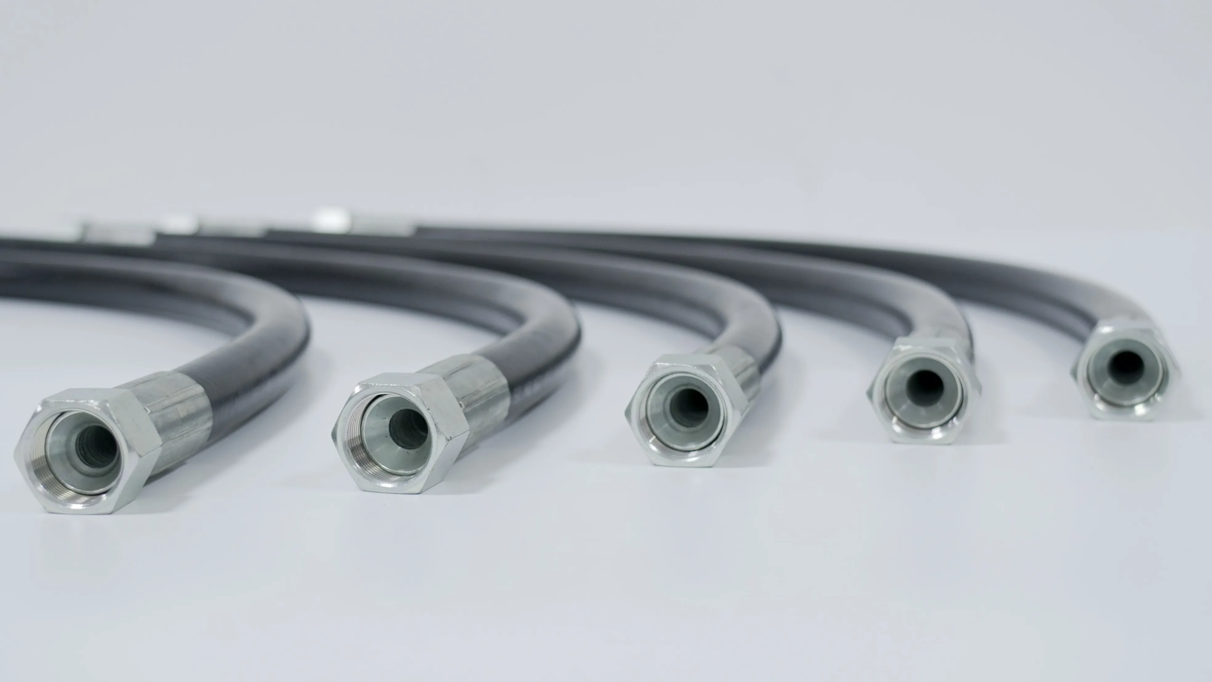 high quality stainless steel braid PTFE hose R14 from China Oil Field En857 2SC Steel Wire Reinforced braid Rubber  hydraulic