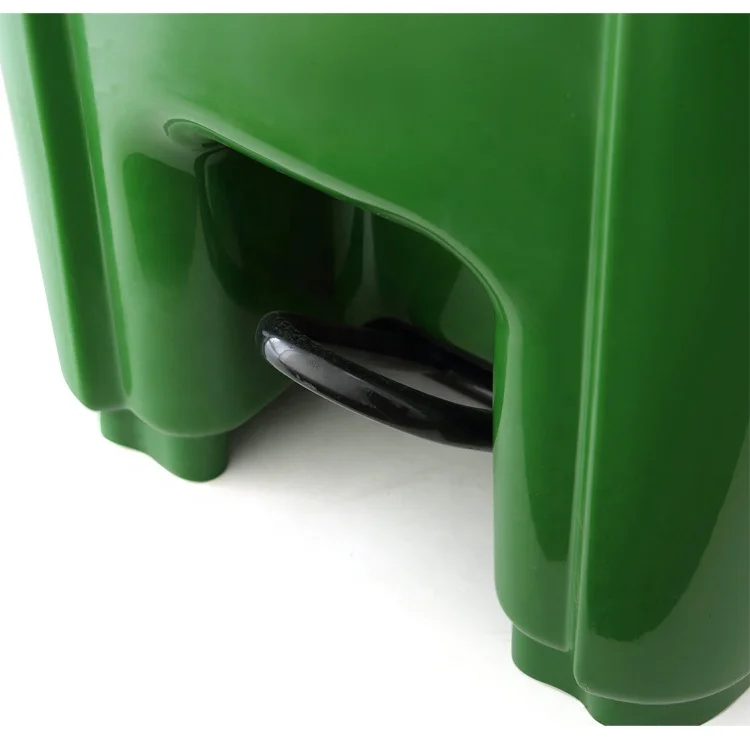100L 120L 240Liter Stock Price Plastic Garbage Compost Bin Middlel Pedal