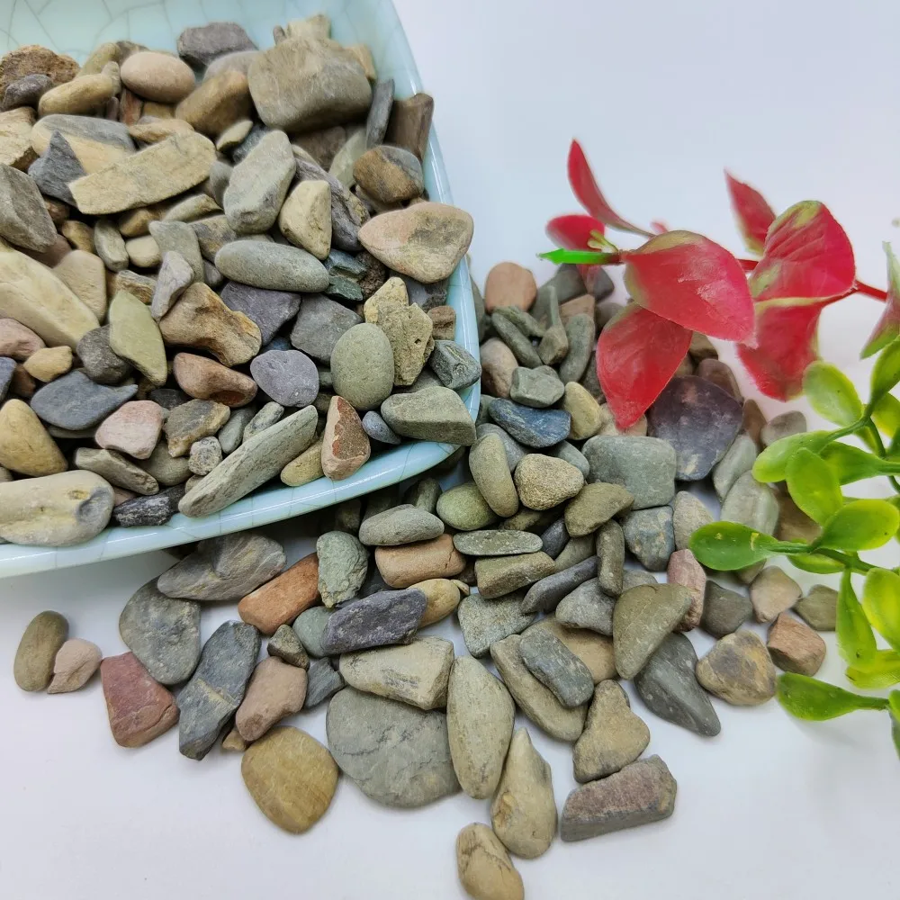 Hot Sale Customized Size Garden Outdoor Decor loose Dark Brown Gravel Small Crushed Chips Pebble Stone