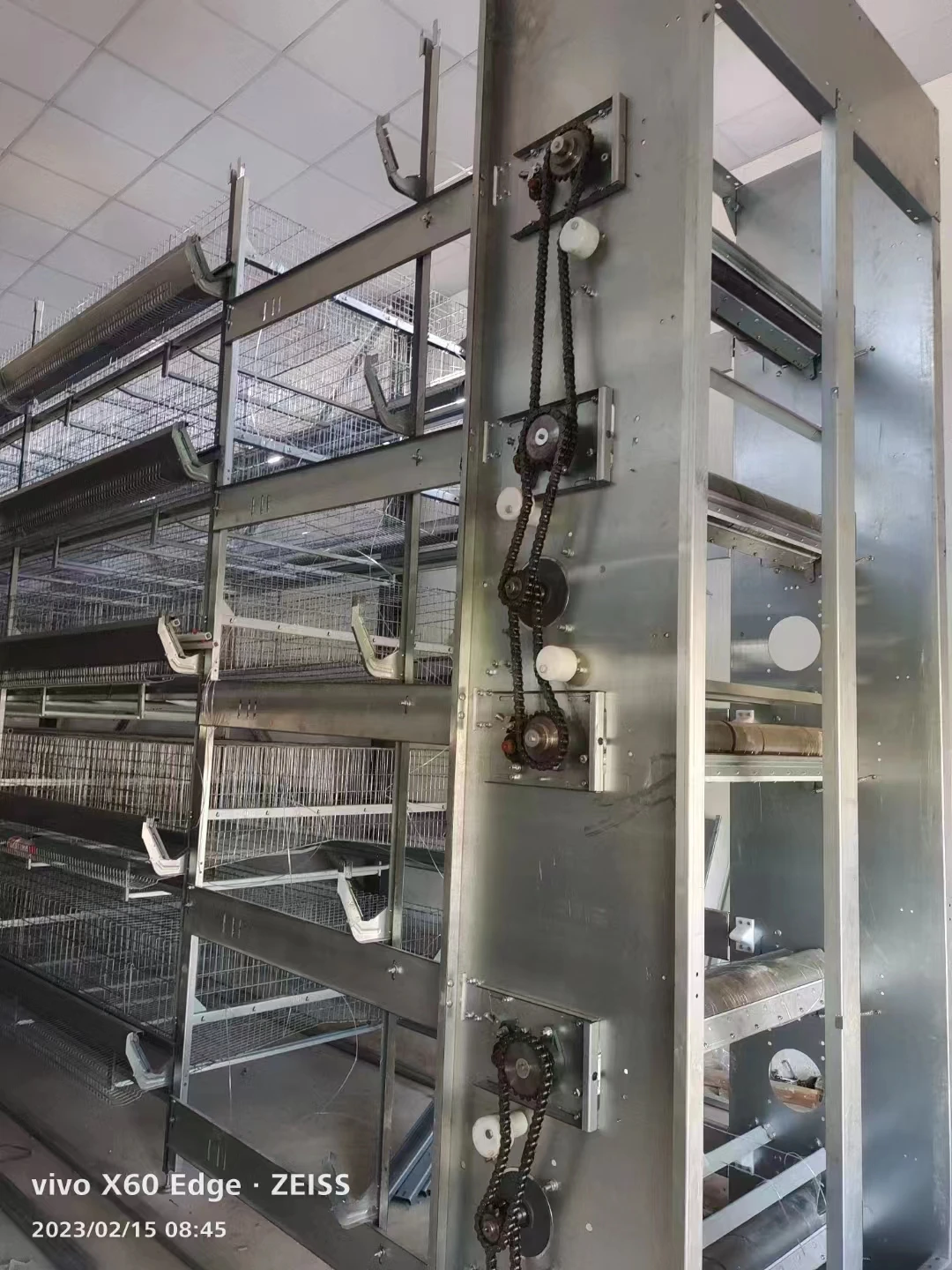 Galvanized Welded Wire Mesh Industrial Large-Scale 4 Tiers H Type Birds Chicken Coop Layer Hen Rearing Cages System for Sale