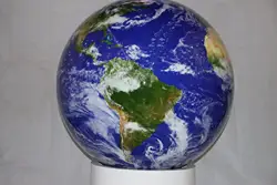 2022 Hot new wood plastic seamless globe for children and adults toys, crystal type various super large outdoor globe,