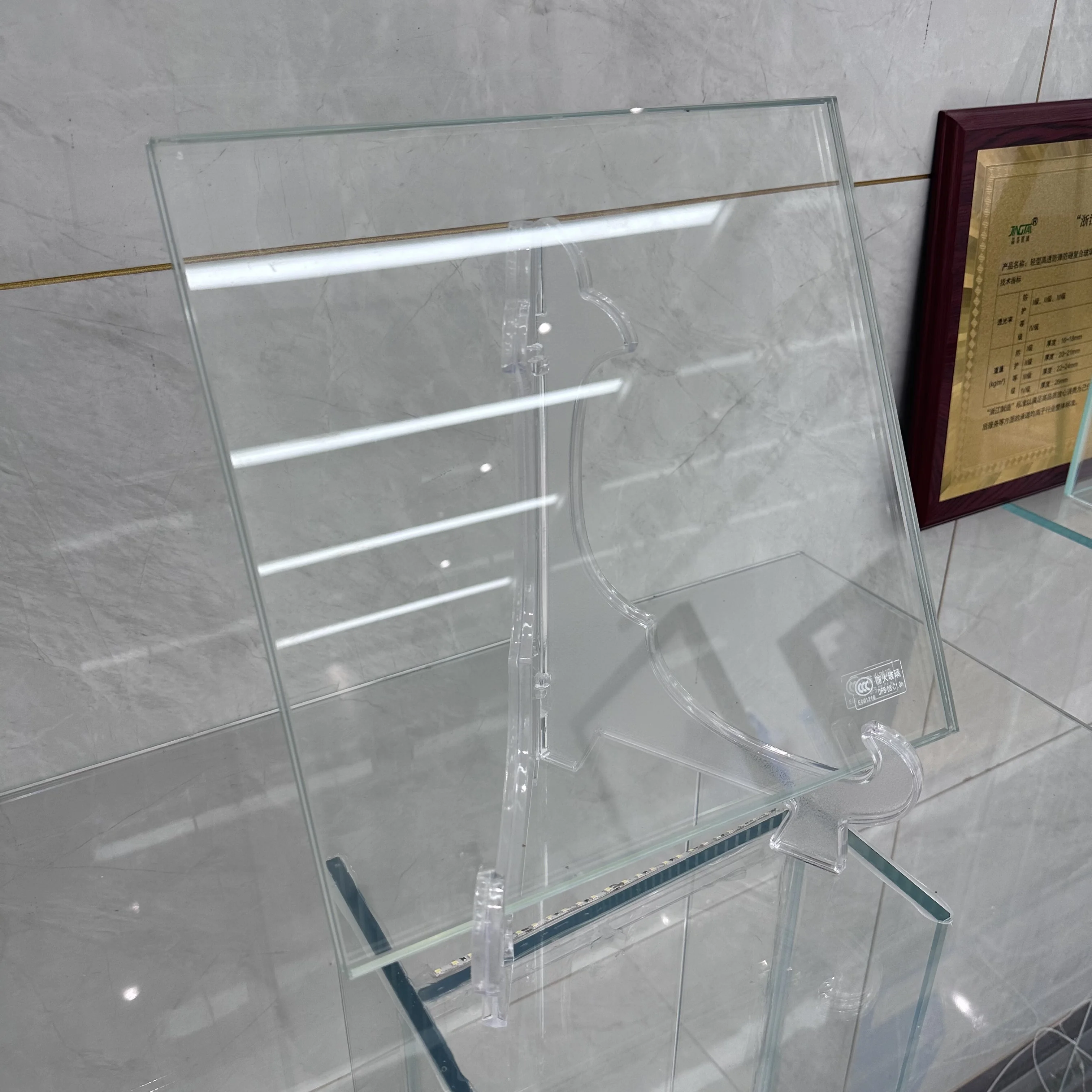 customized Custom Size Fireproof Safety Wire Mesh Laminated Glass With Metal Insert Fire Rated Toughened Building Glass