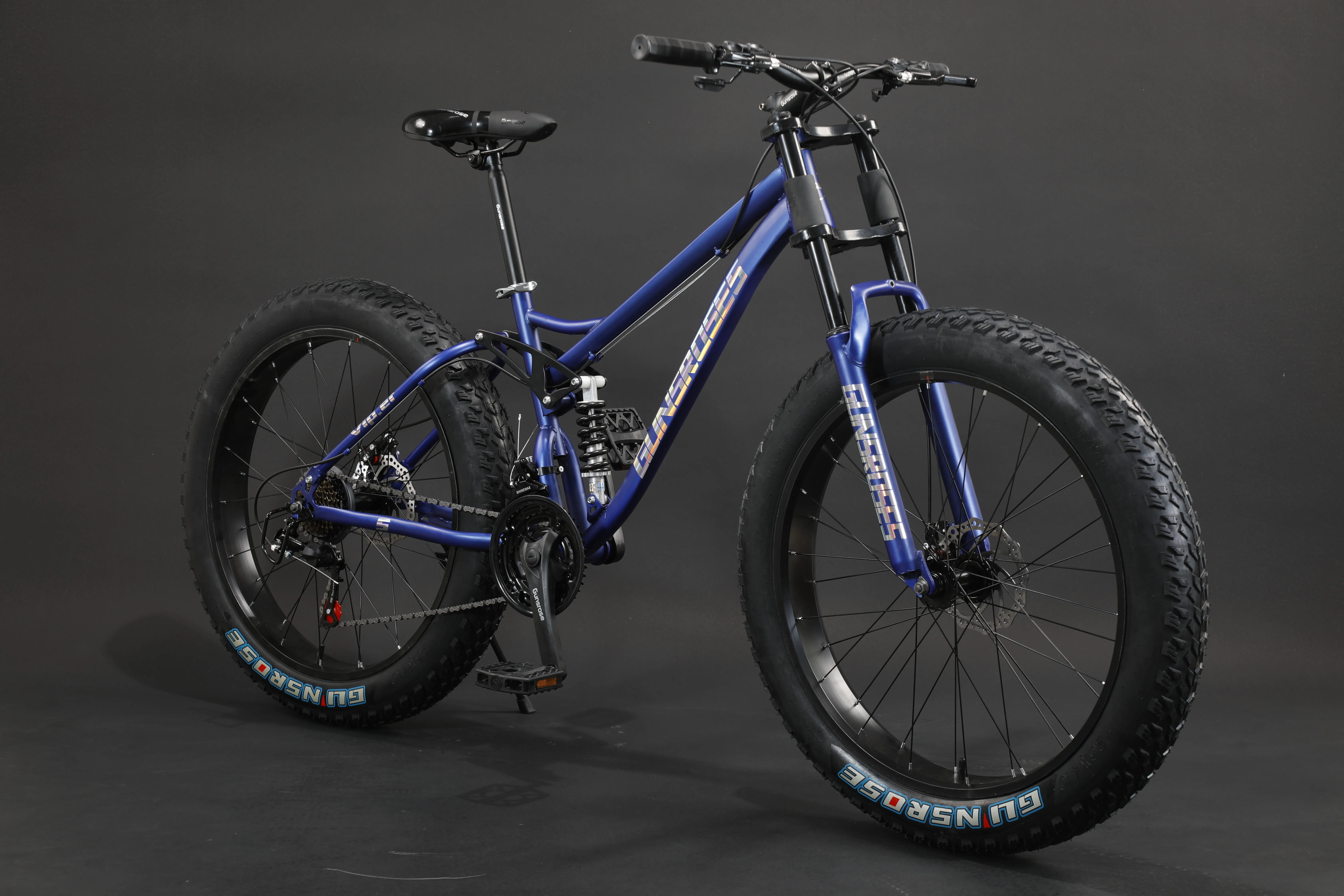 True Fashion 26*4.0 Mountain Cycle Popular Fat Tire Snow Bicycle with Steel Fork Disc Brake & Ordinary Pedal Beach Fat Bike