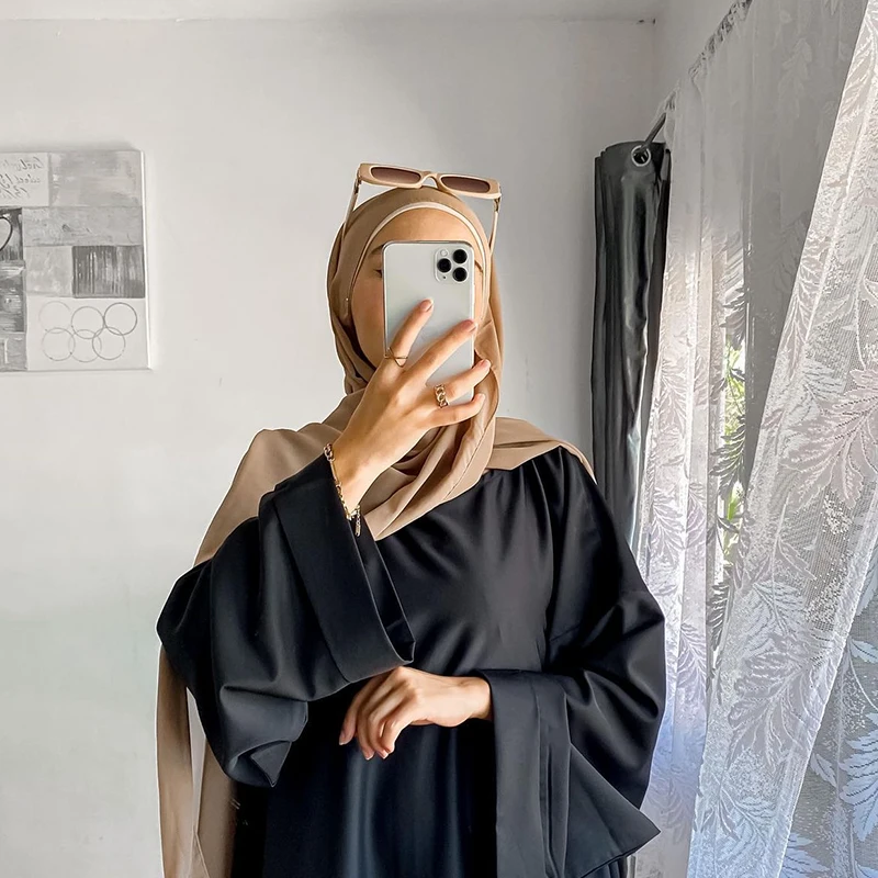 Factory Custom Luxury Muslim Dress Dubai Fashion Abaya Designer Women Islamic Clothing