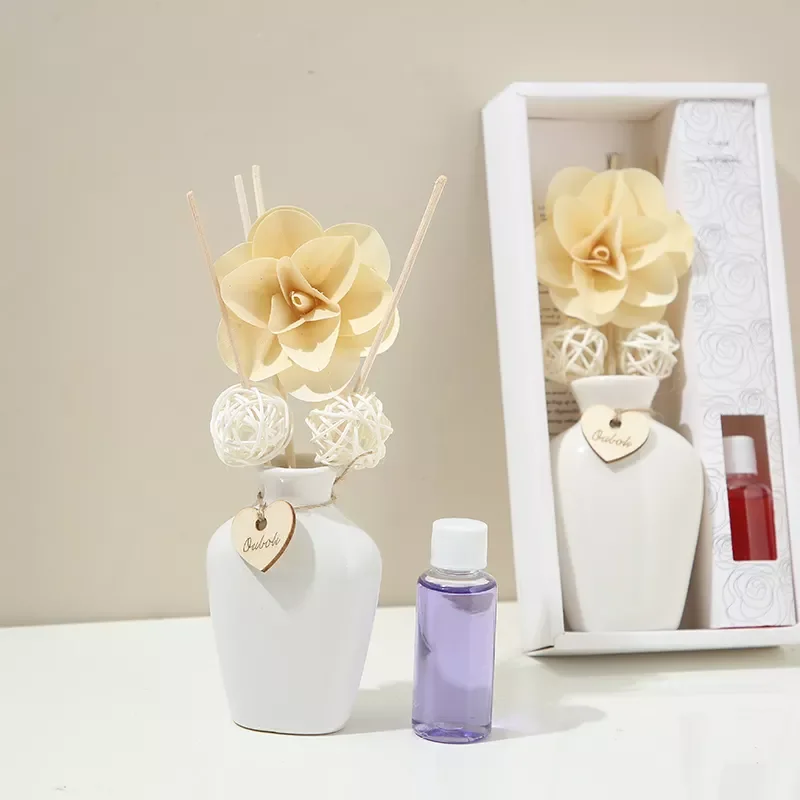Factory 30ml Ceramic Bottle Fragrance Diffuser With Essential Oil And Plaster