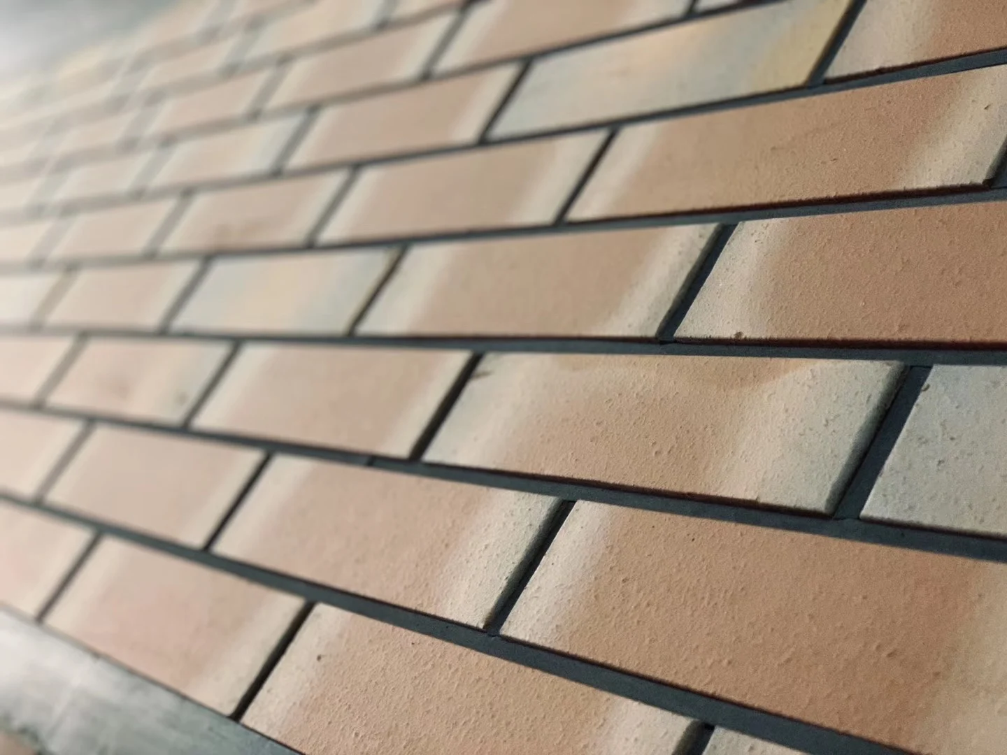 Металлический цвет Натуральная глина кирпичная стена плитка тонкий кирпич