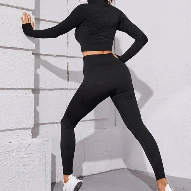 The new 2021 stylish black seamless thumb-hole funnel collar jacket with leggings tracksuit for women