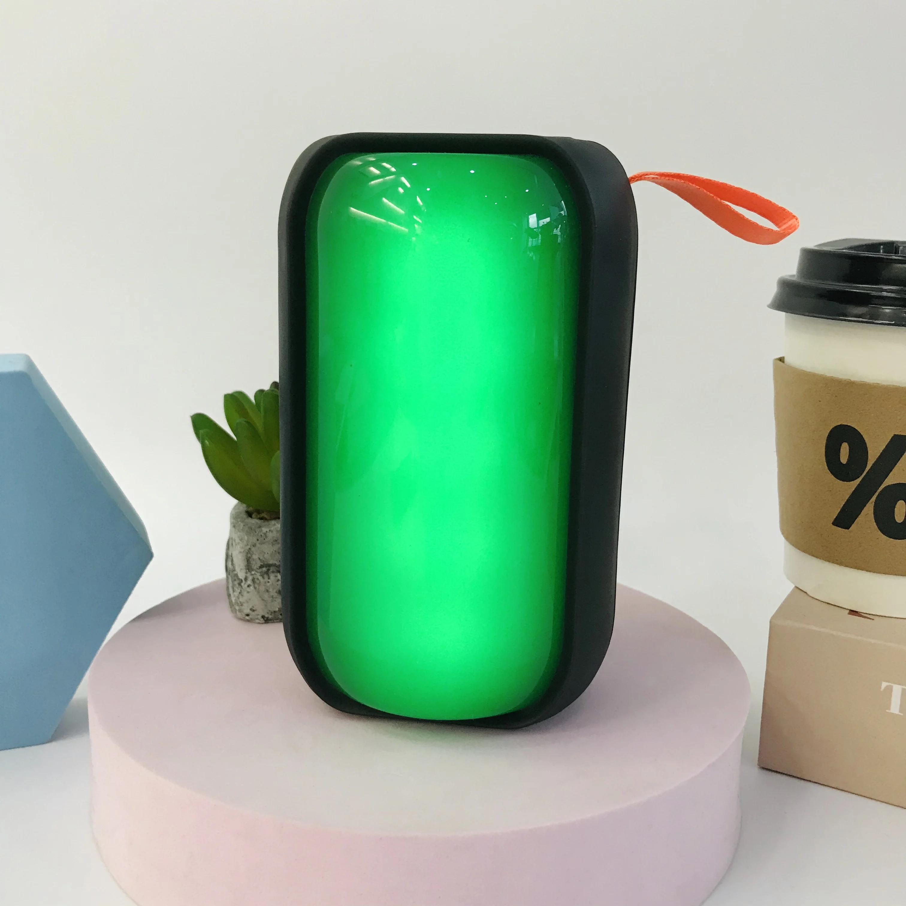 MS-2206BT wireless speaker LED flash light waterproof speaker Outdoor party voice