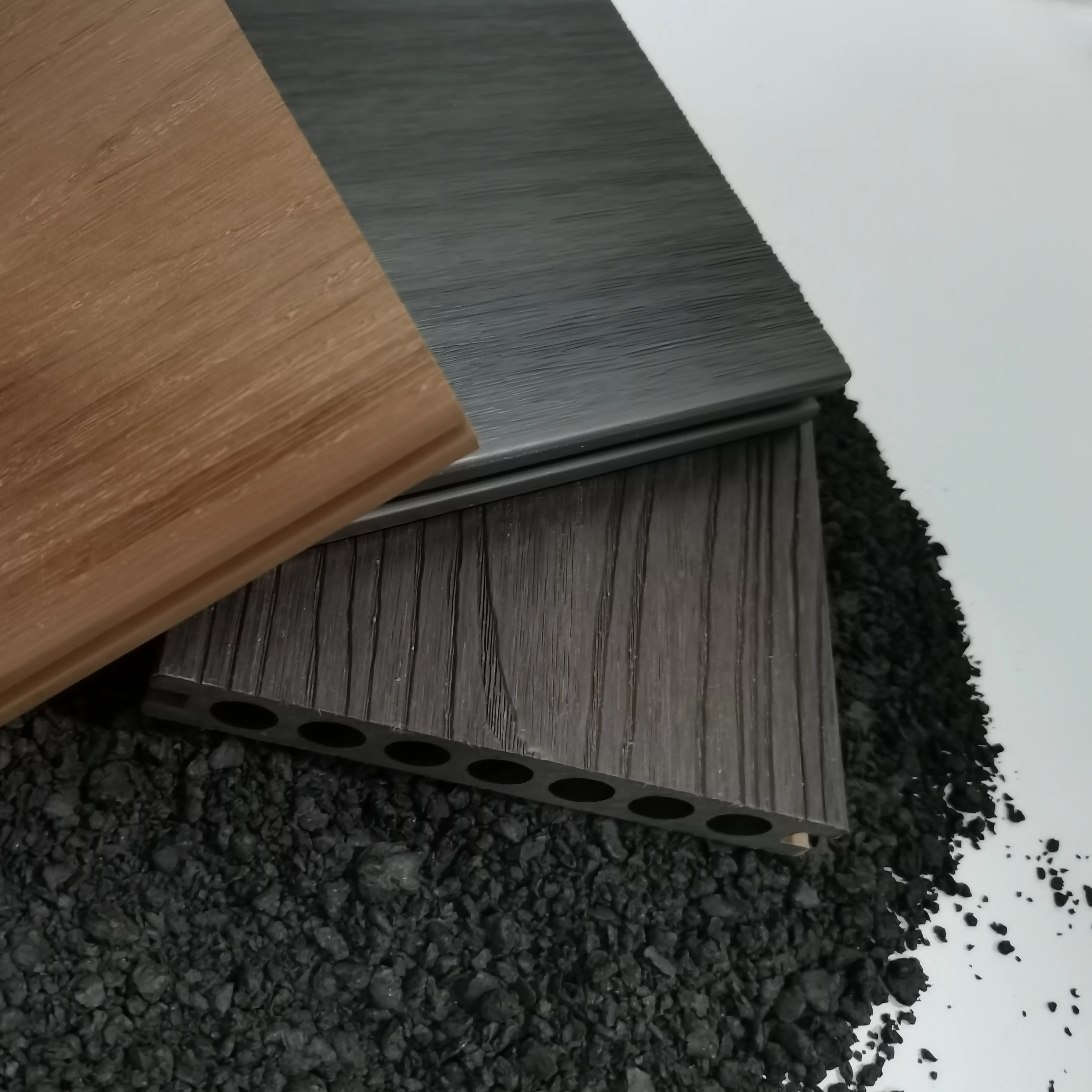 WPC Pellet WPC Raw Material WPC Granule For Injection And Extrusion Recycled Wood Color Particles