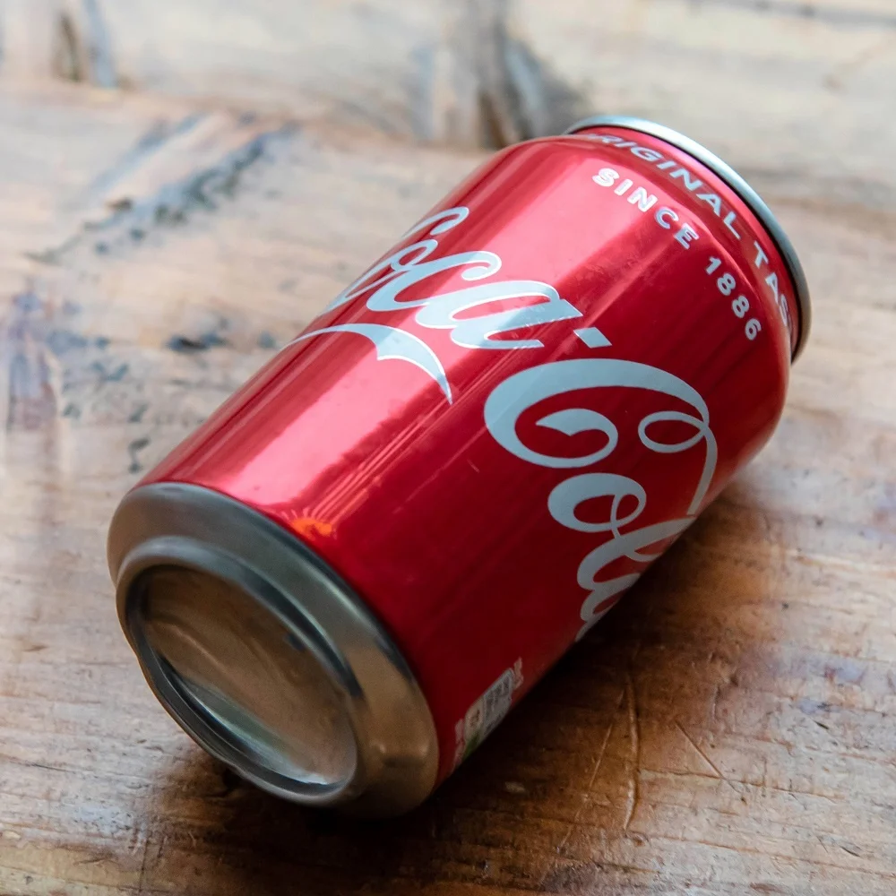 Original coca cola 330ml cans / Fast Delivery / Fresh stock coca cola soft drinks wholesale.