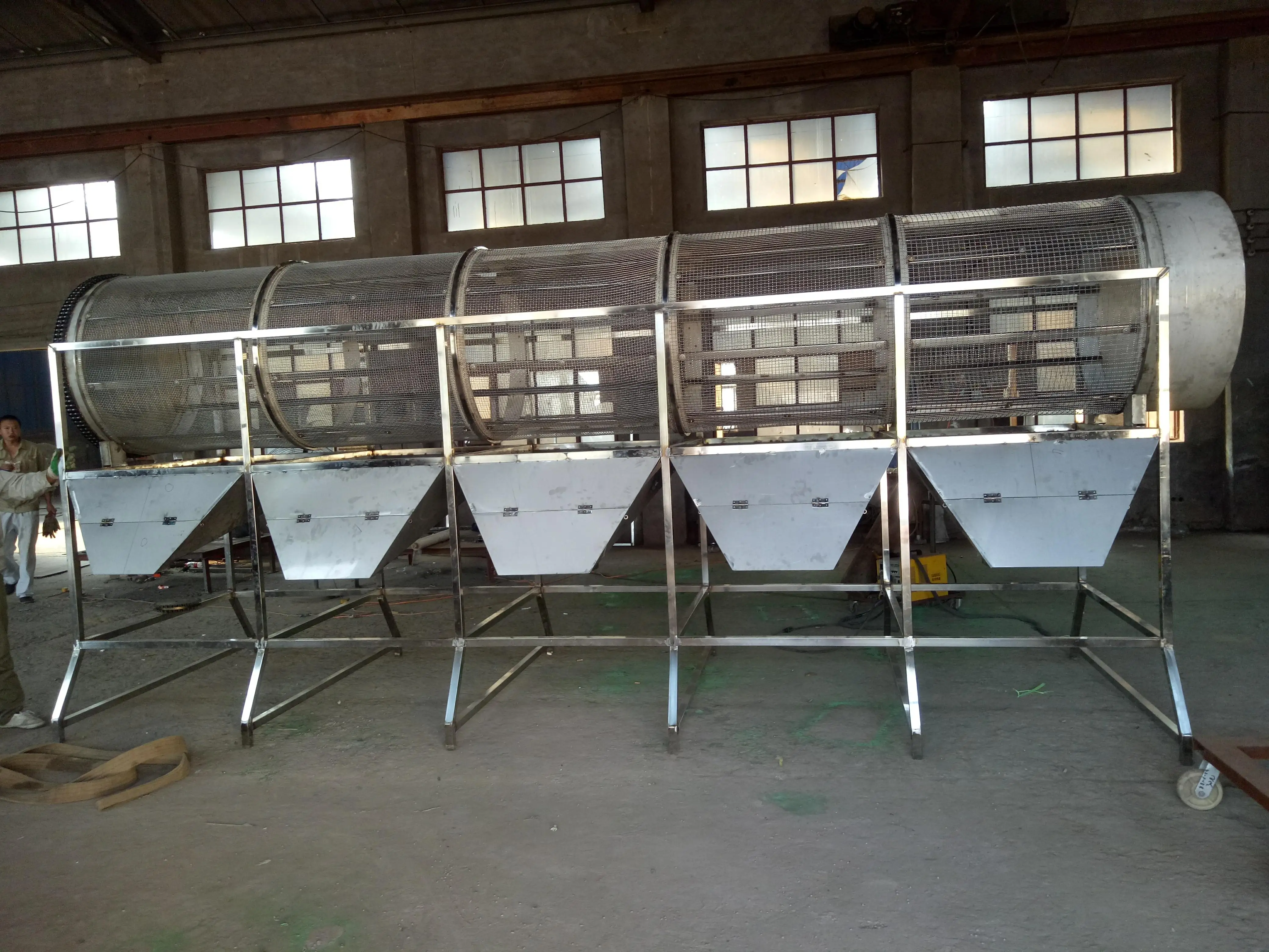
Hot selling weight classifier drum type tomato sorting machine with low price 