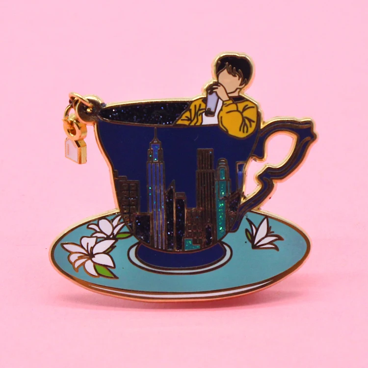 
Cartoon Magnetic Badges Design Metal Badge Rhinestone Chain Gold Plated Soft Hard Enamel Pin Custom 