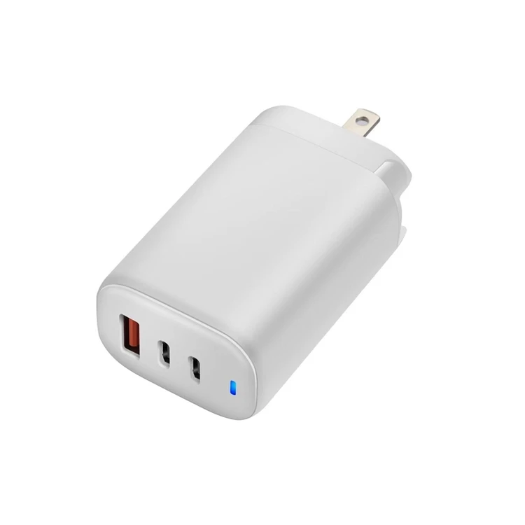 Supplier Praise Dual Port Fast Charging High Power Short Circuit Protect Portable Charger