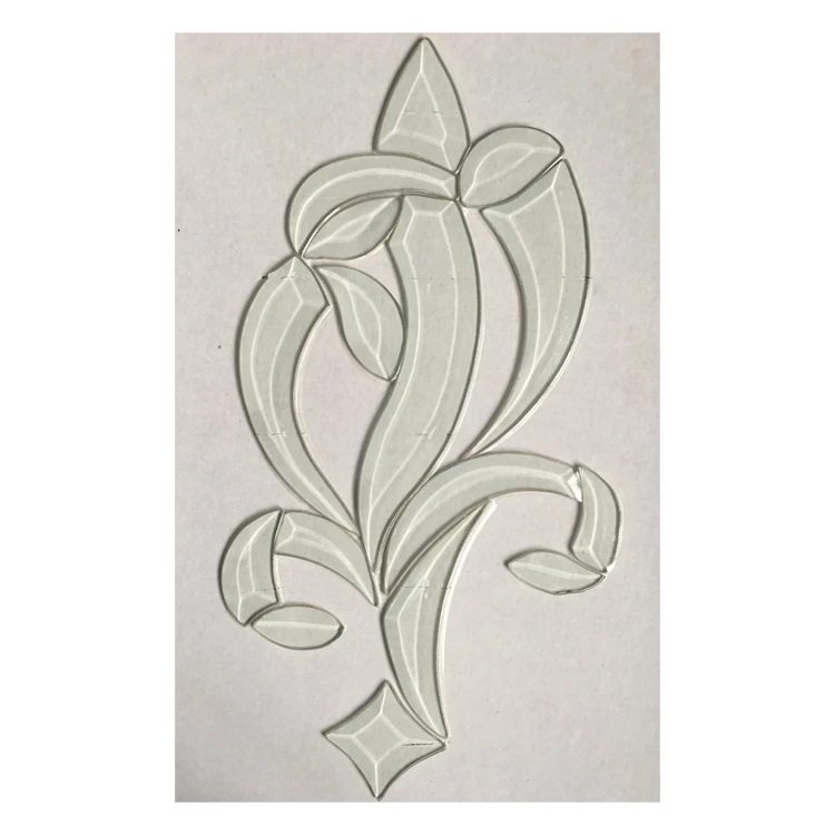 China Manufacturer Ornament Beveled  Edge Tempered  Glass Wood Doors 2019