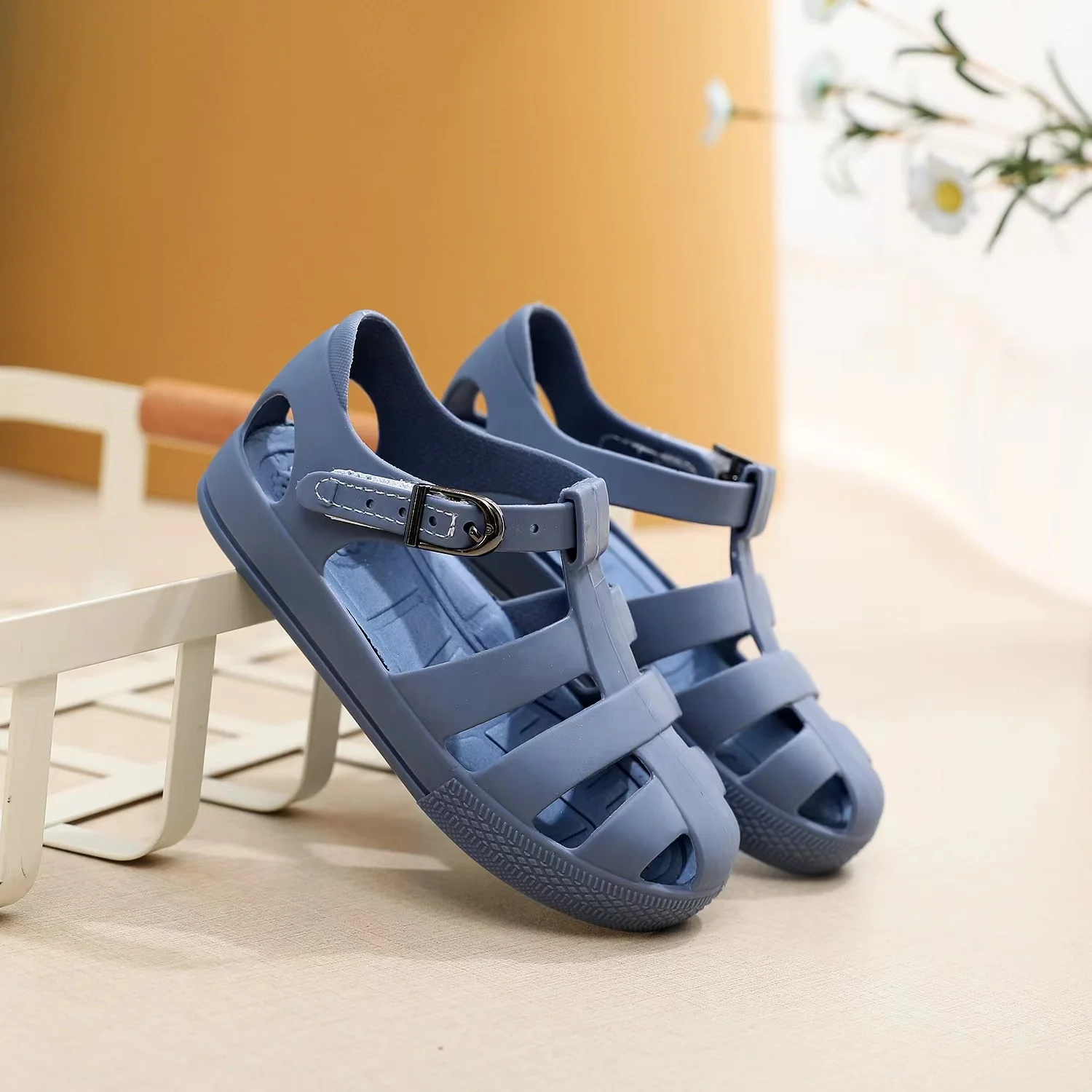 2024 new sandals for summer kid boys girls cute beach children jelly sandals sandals non-slip safe rubber baby kids jelly shoes