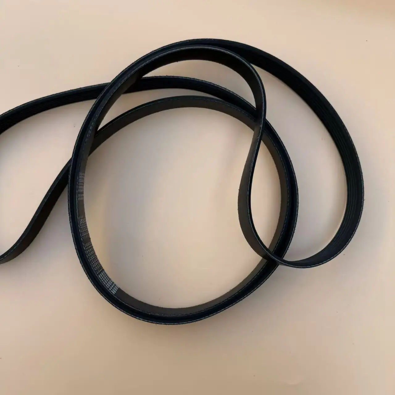 For Audi VW Mercedes Benz BMW Automotive Engine Parts Generator Belt 07L903137C Automotive Parts