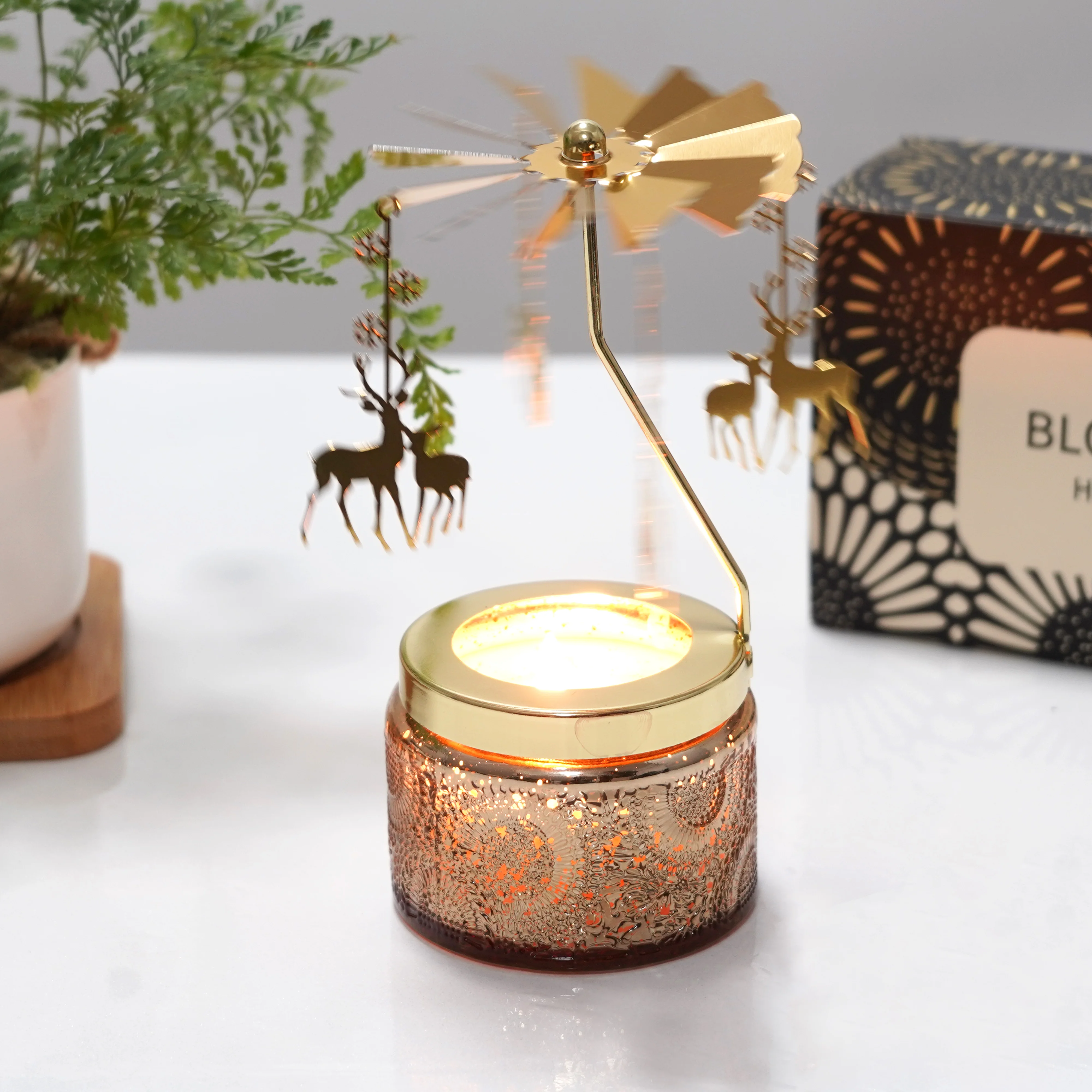 Super Luxury Scented Candle gift box Merry go round decoration Candle with golden relief scented candle set