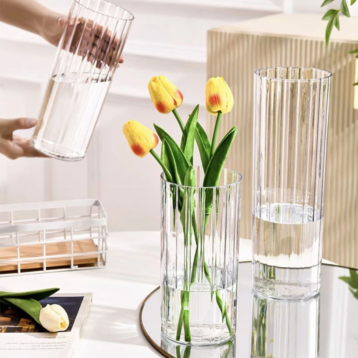 Wholesale Clear Square Plastic Cylinder Decorative Bouquet Cylinder Centerpiece Acrylic Flower Vase