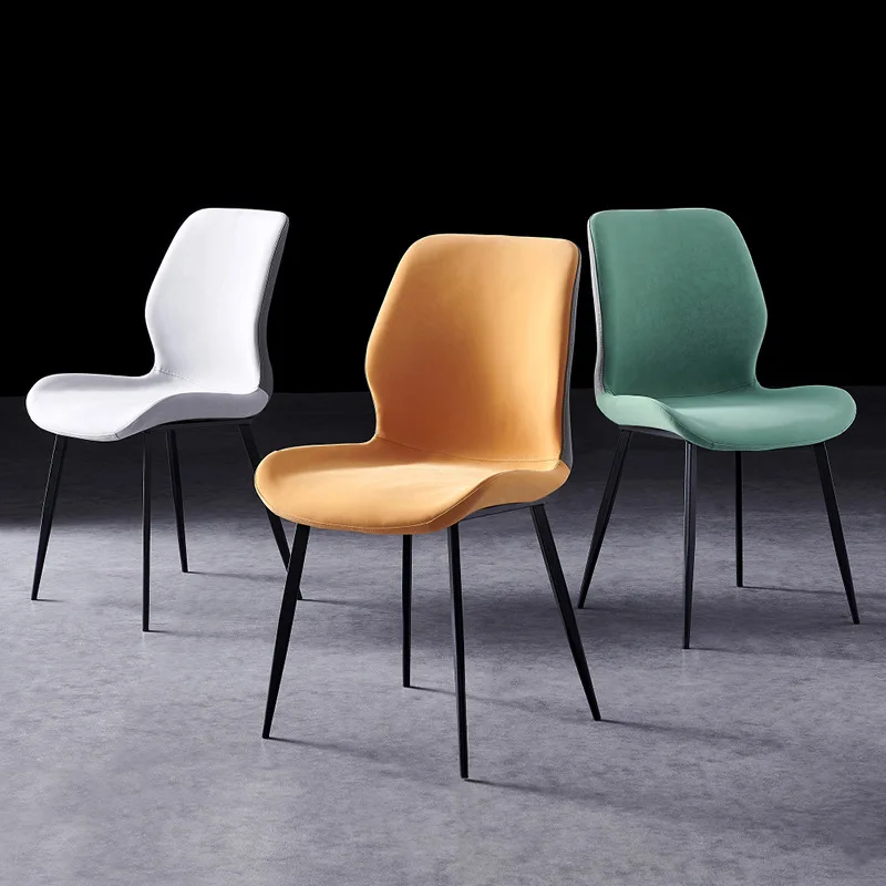 Обеденные стулья экспортируются в доллары США, Великобританию, Таиланд, Вьетнам и Камбоджу для оптовой транспортировки контейнеров