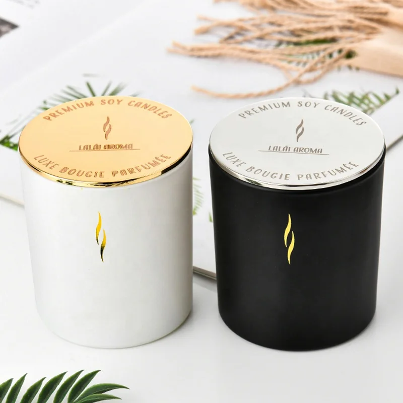 Simple matte white and matte black 6oz 10oz 14oz glass candle jar glass with customized logo and wooden lid