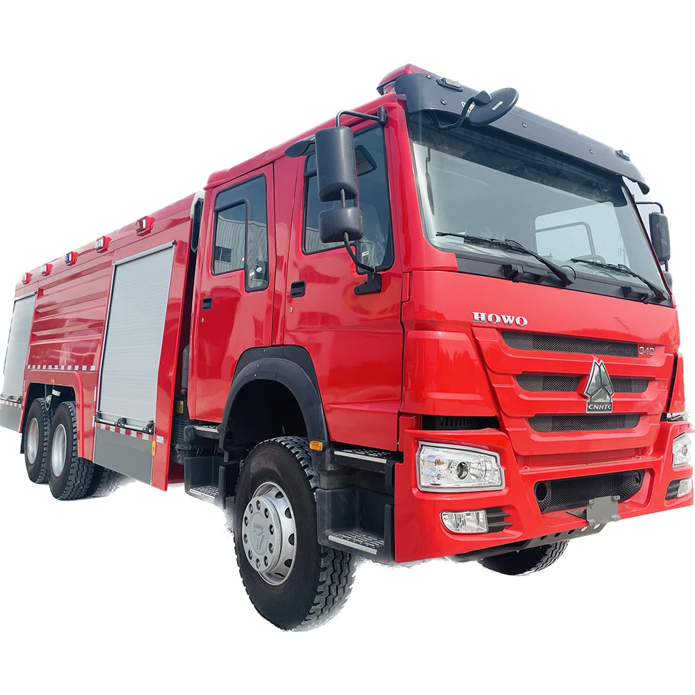 HOWO Sinotruck Heavy Duty  Water And Foam Tank Fire Fighting Truck Emergency Vehicle