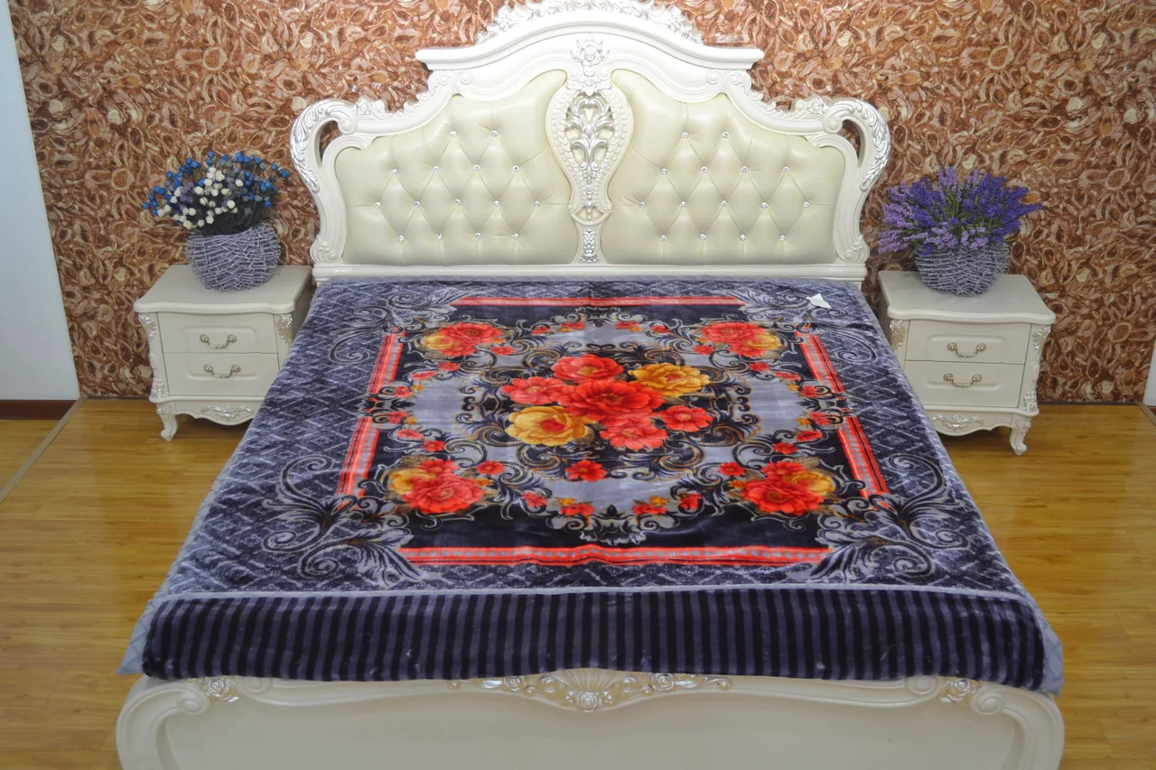 Wholesale Luxury Raschel Blankets Flannel Fleeced Material Warm Double Bed Polar Mink 8kg for Winter Cheap Plain Fluffy Blanket