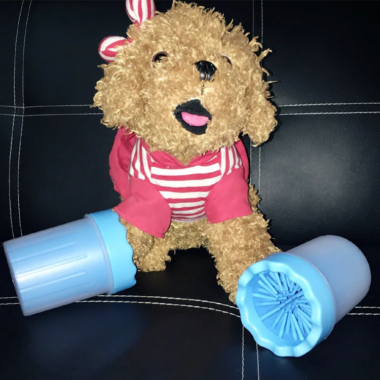 Wholesale Paw Cleaner Brush Dog Grooming Cleaning Paw Cleaner Portable Foot Washer