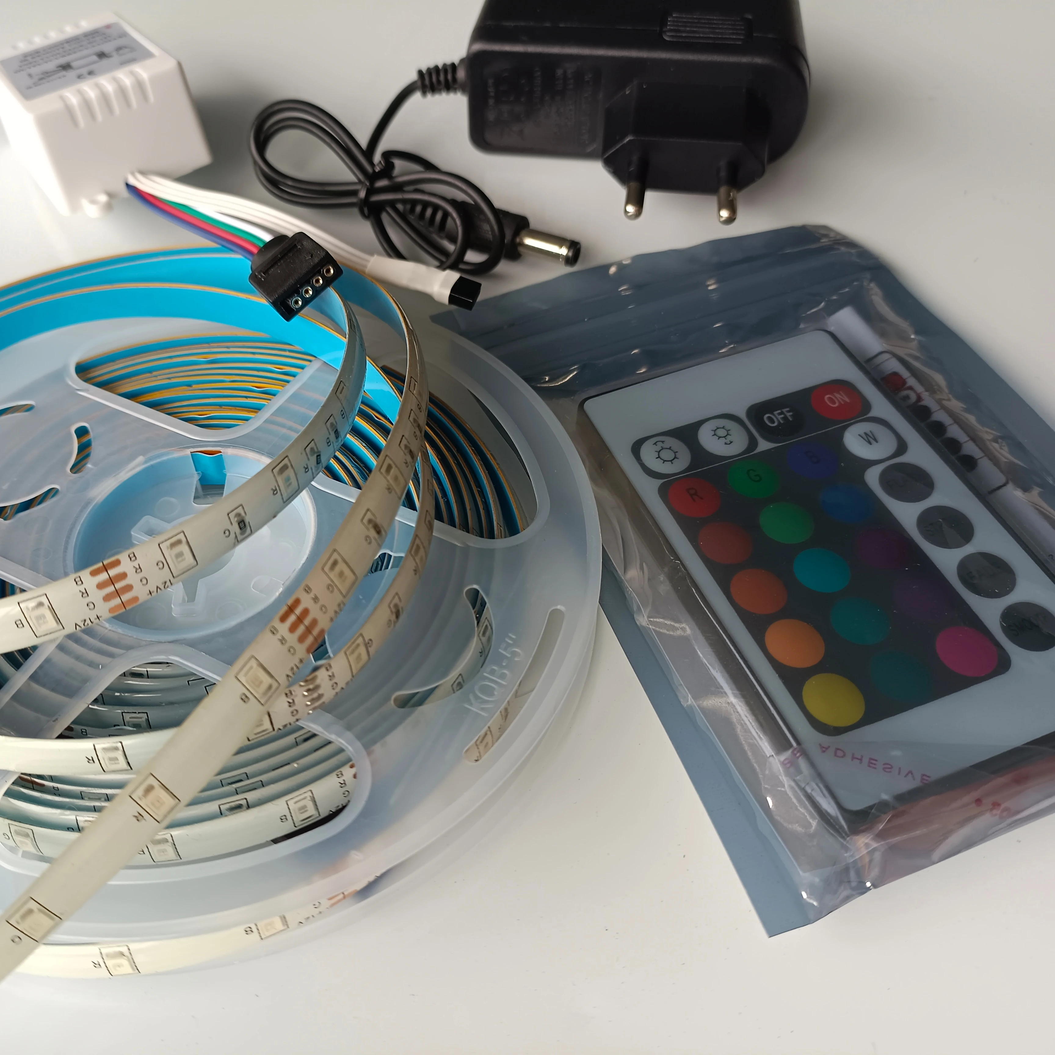 СВЕТОДИОДНАЯ лента SMD 2835 60 светодиодов/м 5 м