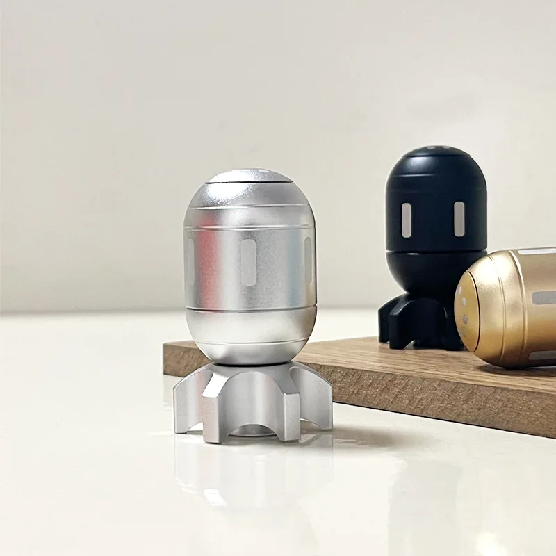 Hot Selling Brass Torpedo Bomb Shape Fidget Spinner Office Desktop Crafts Ornaments Wholesale Decompression Gyro Toys Gifts