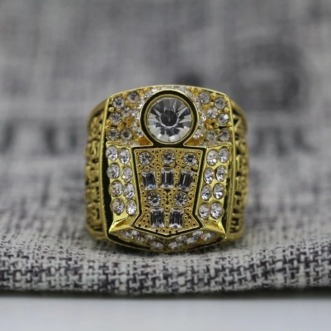 1998 chicago bulls- championship rings