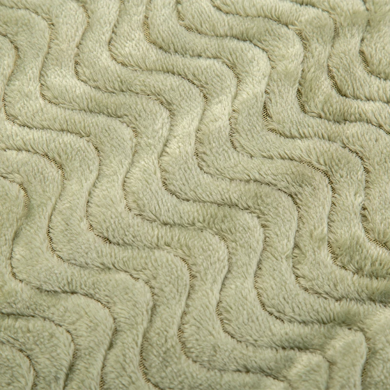 Wholesale Customized Logo Wavy Shape Jacquard Knitted Flannel Plush Fabric for Home Textiles Bedding Blanket