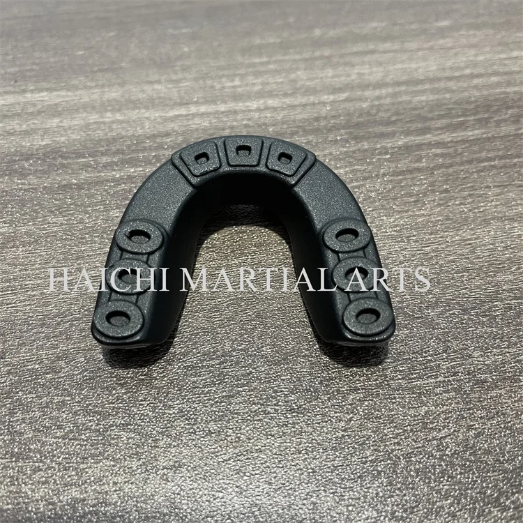 MOUTH GUARD A006.jpg