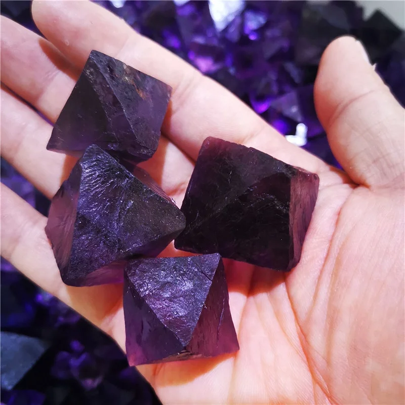 Wholesale Natural High Quality Crystal octahedral Quartz Stone Polyhedra Blue Purple Fluorite Octahedron Pyramid